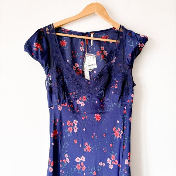Free People Butterfly Babe Midi Dress NWT Navy Combo Size XL - Picture 11 of 15